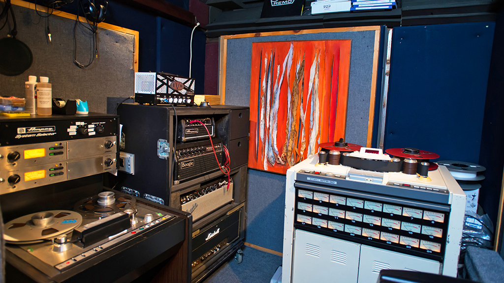 A photo of Brian Tarquin's live room